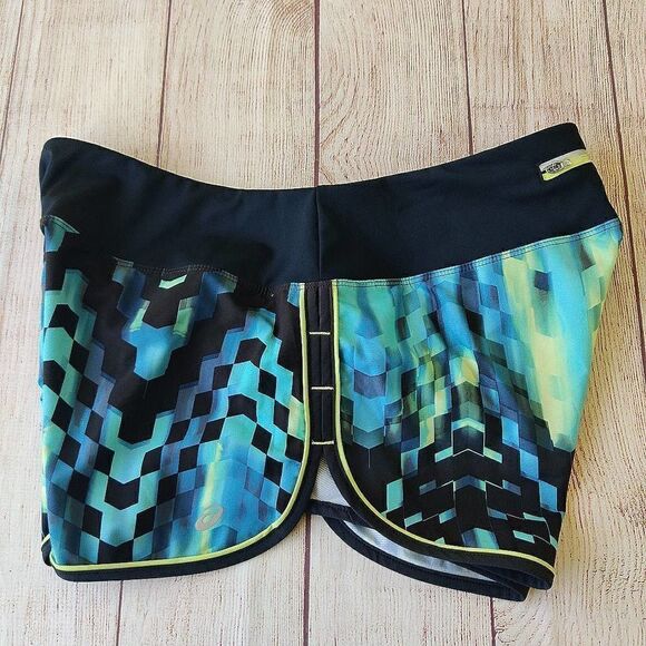 ASICS Everysport Geometric Athletic Running Shorts with Brief L - Picture 6 of 14